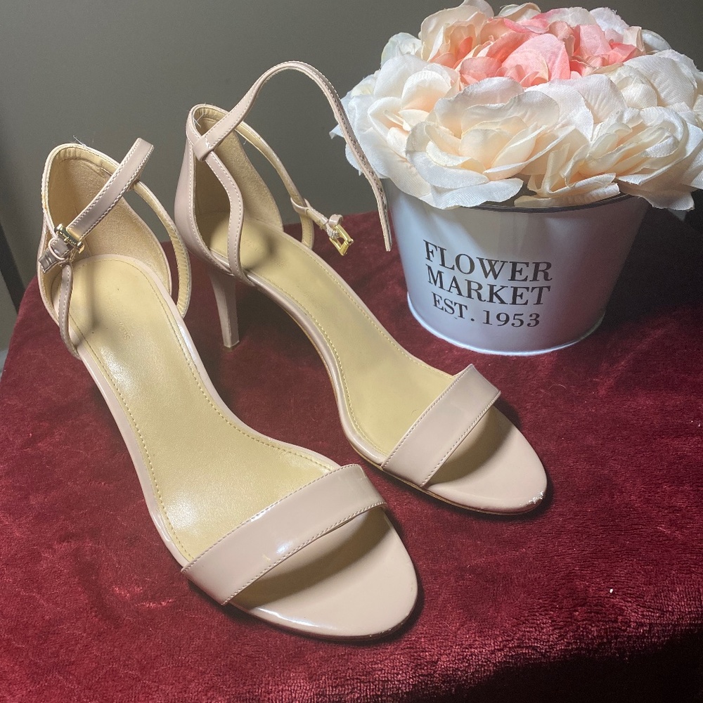 Micheal Kors Heels